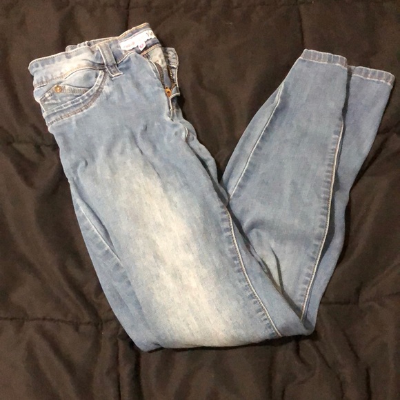 YMI Denim - YMI size 3 skinny jeans (mid-rise)